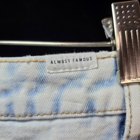 VINTAGE ALMOST FAMOUS Patchwork Acid Wash Distressed Jeans 11 - Picture 11 of 14